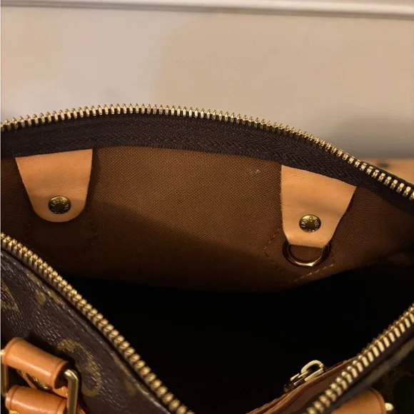 Louis Vuitton Speedy 25 Bandoulierre Monogram - Picture 12 of 17
